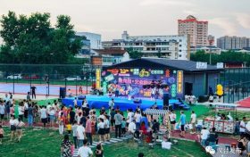 漢臺區(qū)一文化運動廣場建成投用縮略圖