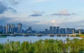 《2023城市商業(yè)魅力排行榜》出爐，漢中繼續(xù)位列“四線城市”！縮略圖