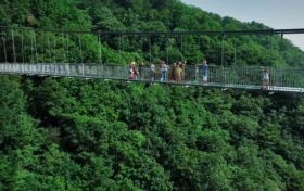 是的！過完六月，還是六月！縮略圖