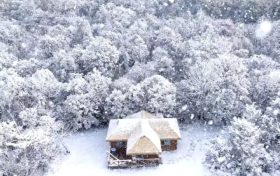 春有繁花夏有涼，秋染山林冬有霜 —— 草川子景區(qū)縮略圖