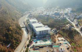 鎮(zhèn)巴李家坪物流園建設提速，預計明年上半年投用縮略圖